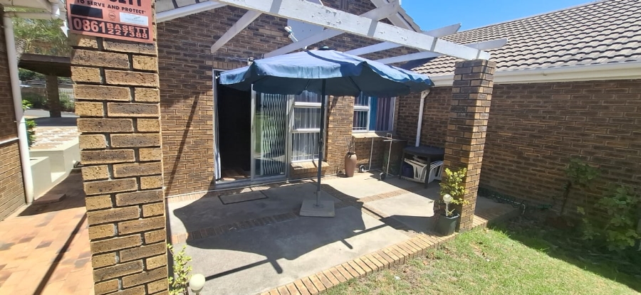 To Let 2 Bedroom Property for Rent in Kenridge Western Cape